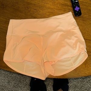 Lululemon Speed up high rise shorts 2.5